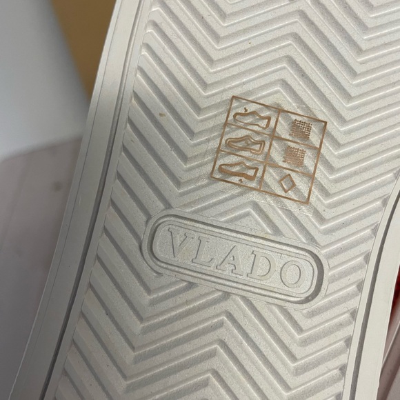 Vibrant Orange Women's Sneakers new in box - Picture 8 of 10